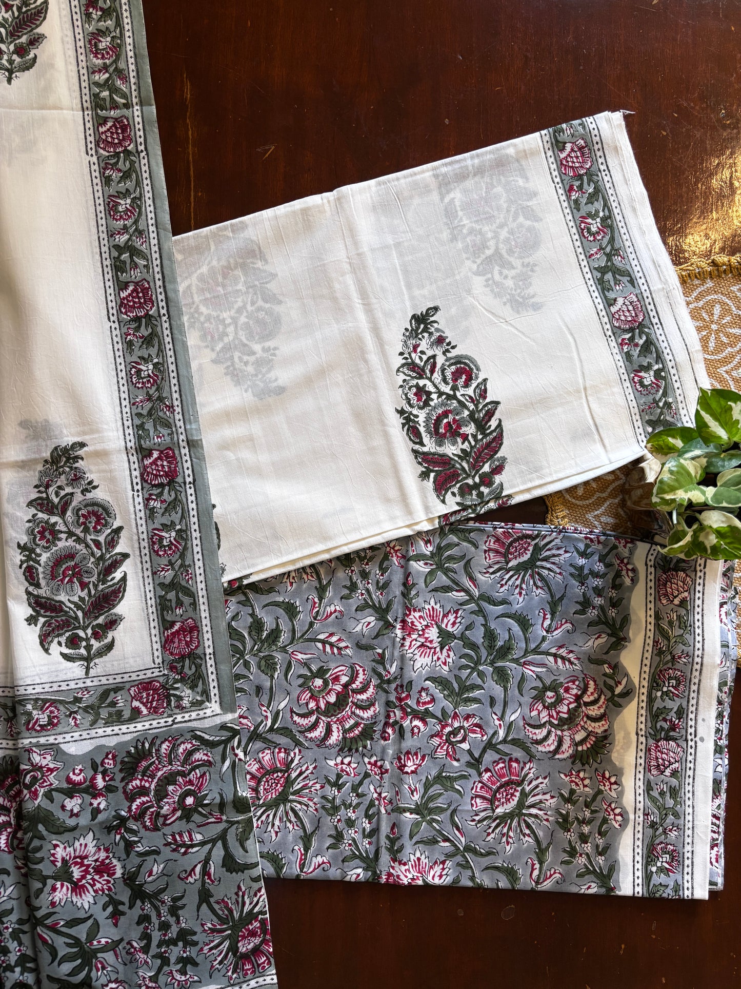 Grey Jaal Mul Cotton Suit