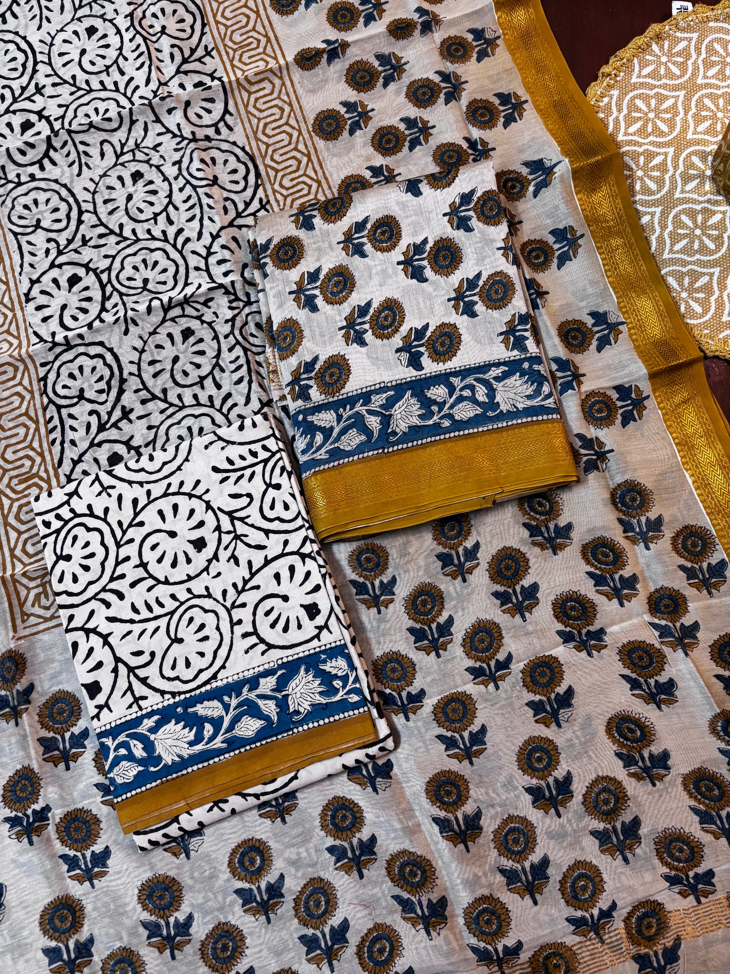 Beige Boota Maheshwari Suit
