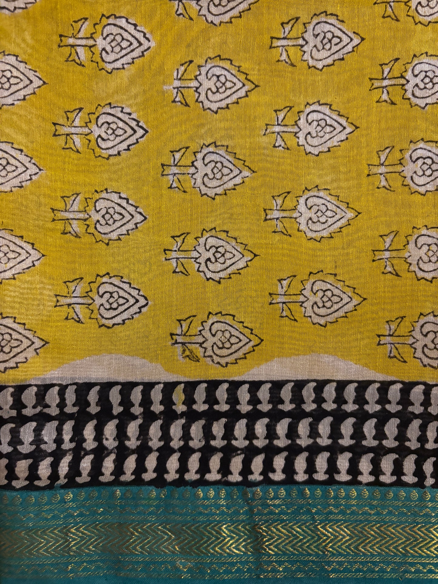 Yellow Booti Maheshwari Suit