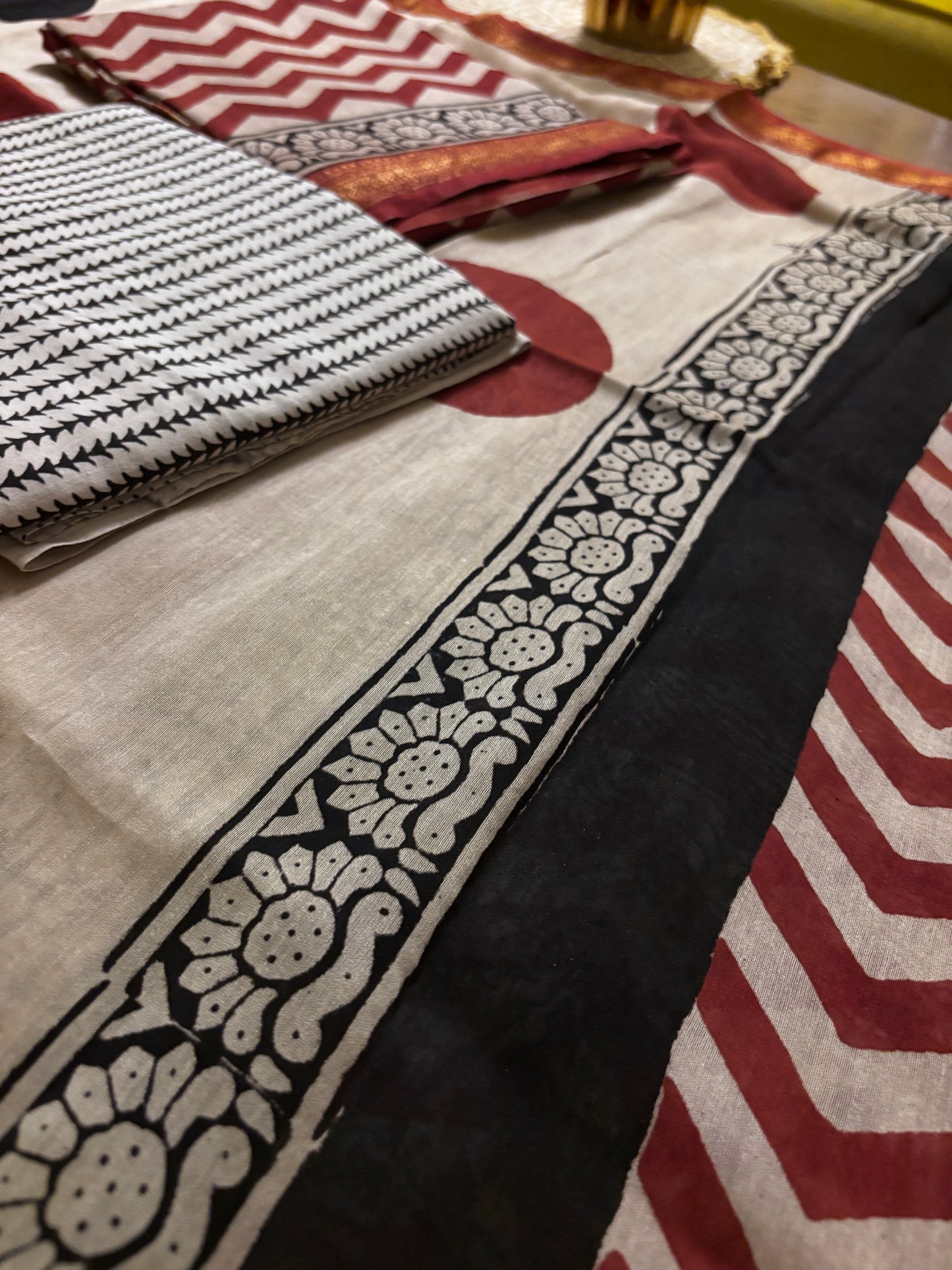 Red Zigzag Maheshwari Suit