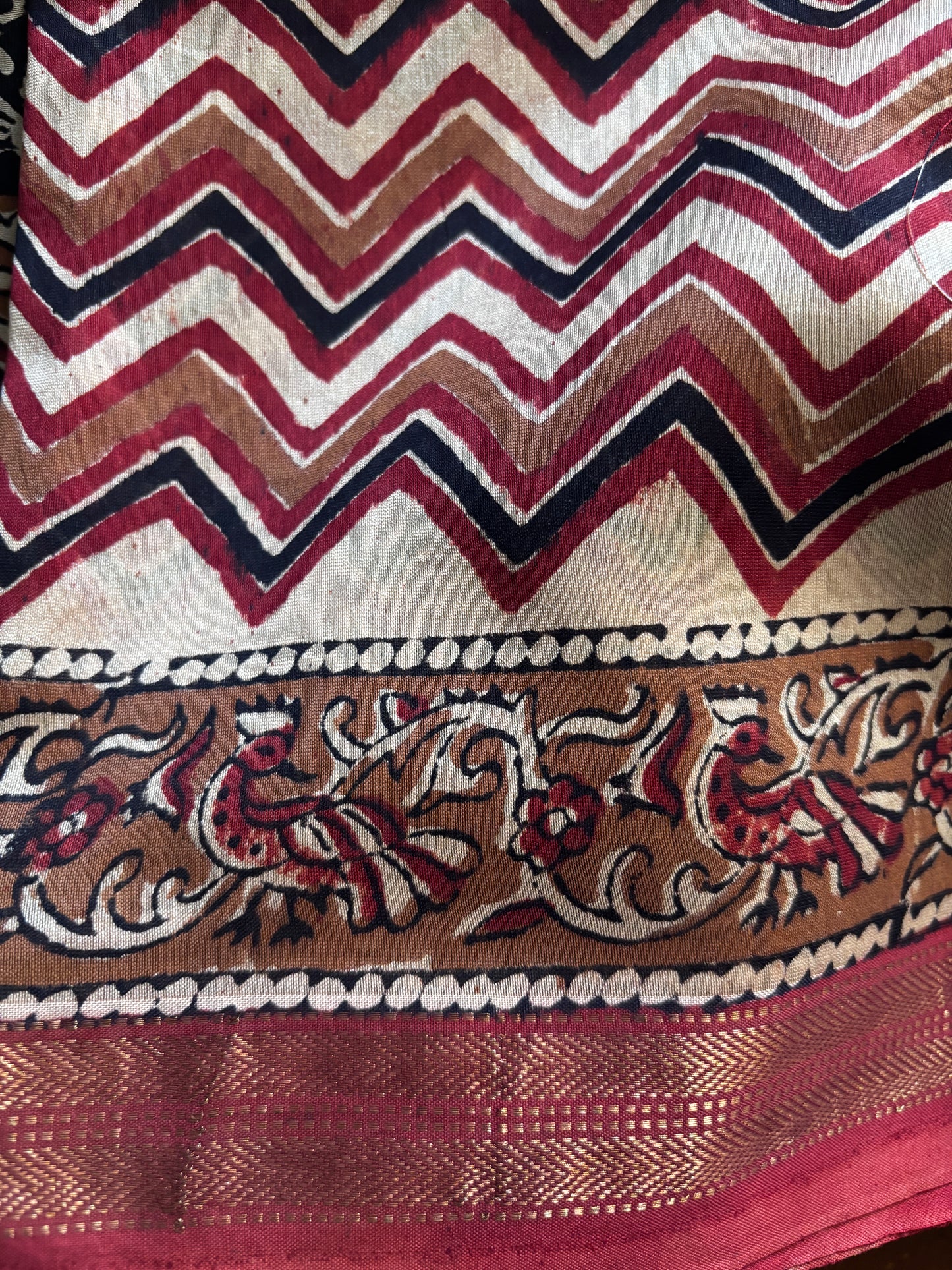 Red ZigZag Maheshwari suit