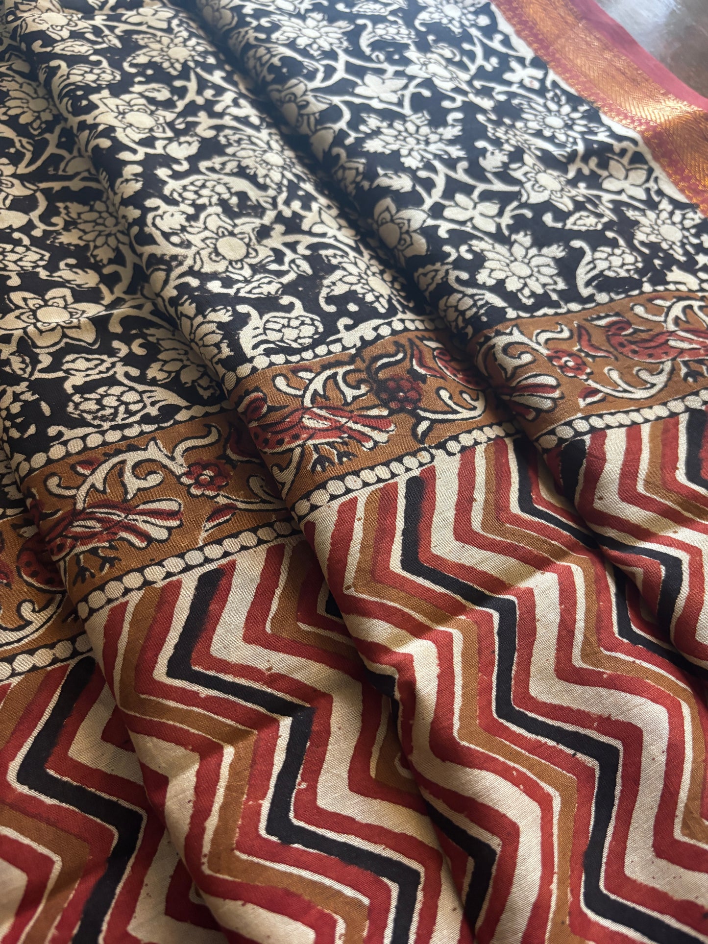 Red ZigZag Maheshwari suit