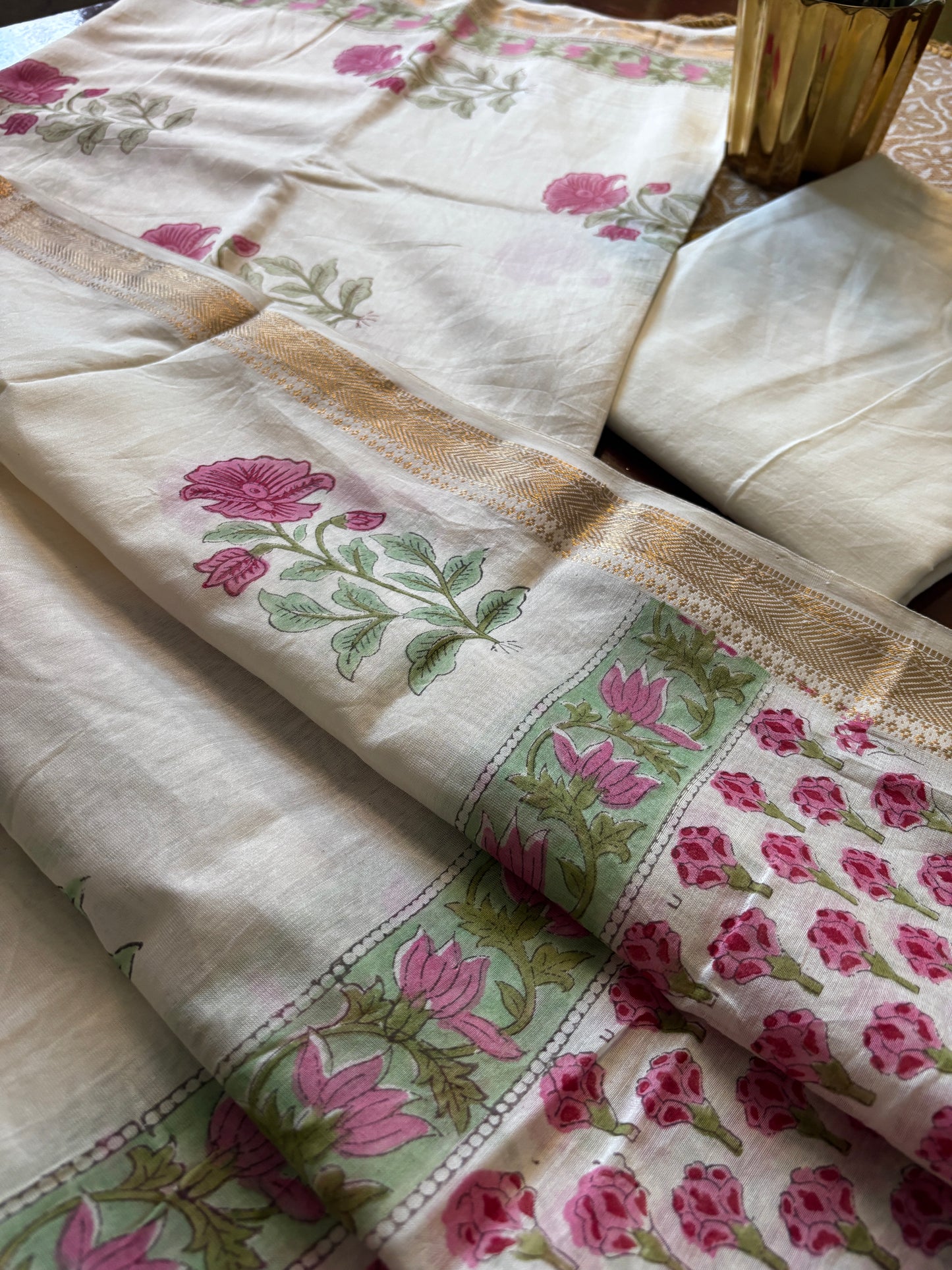 Off White Rose Maheshwari suit